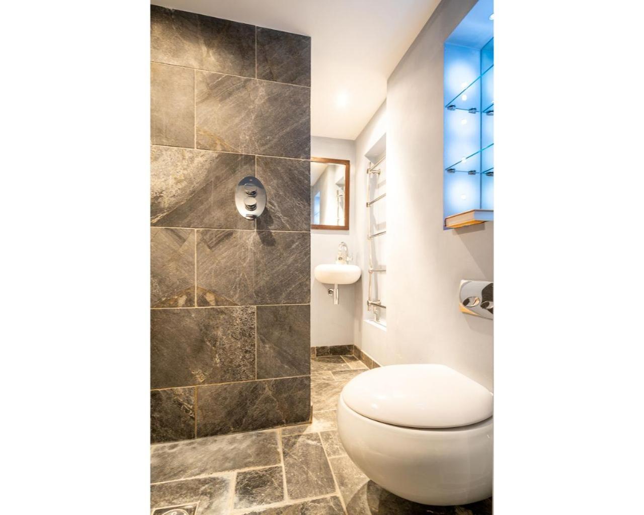 Murphys House - 3 Bed Luxury Central Townhouse Bath Ruang foto