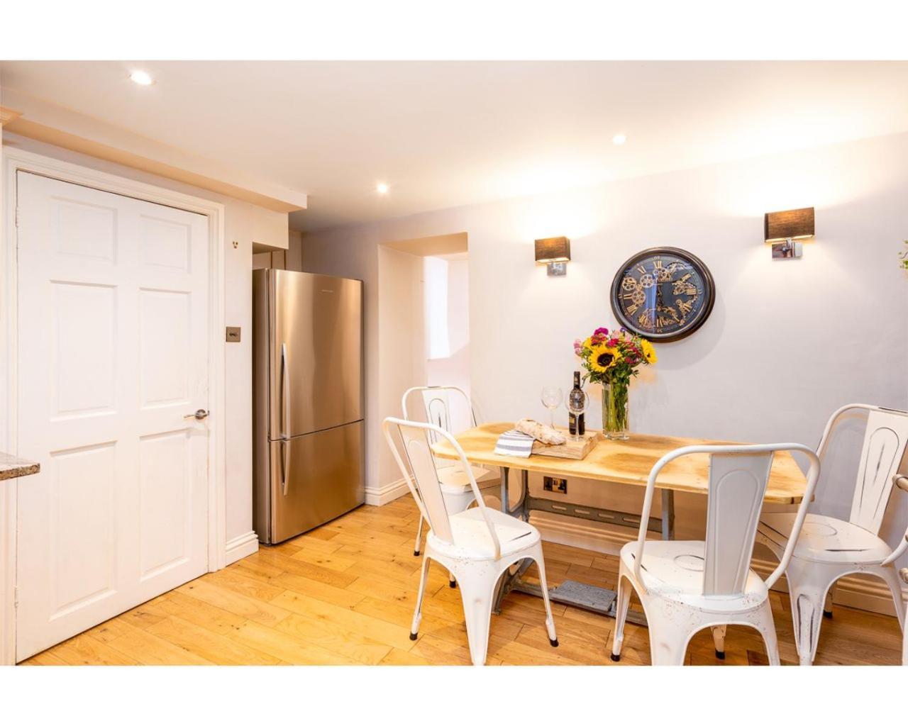 Murphys House - 3 Bed Luxury Central Townhouse Bath Ruang foto
